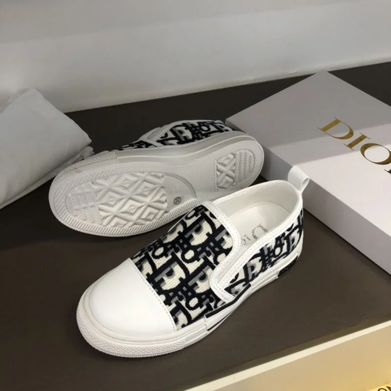 Contemporary CHRISTIAN DIOR SHOES 29824