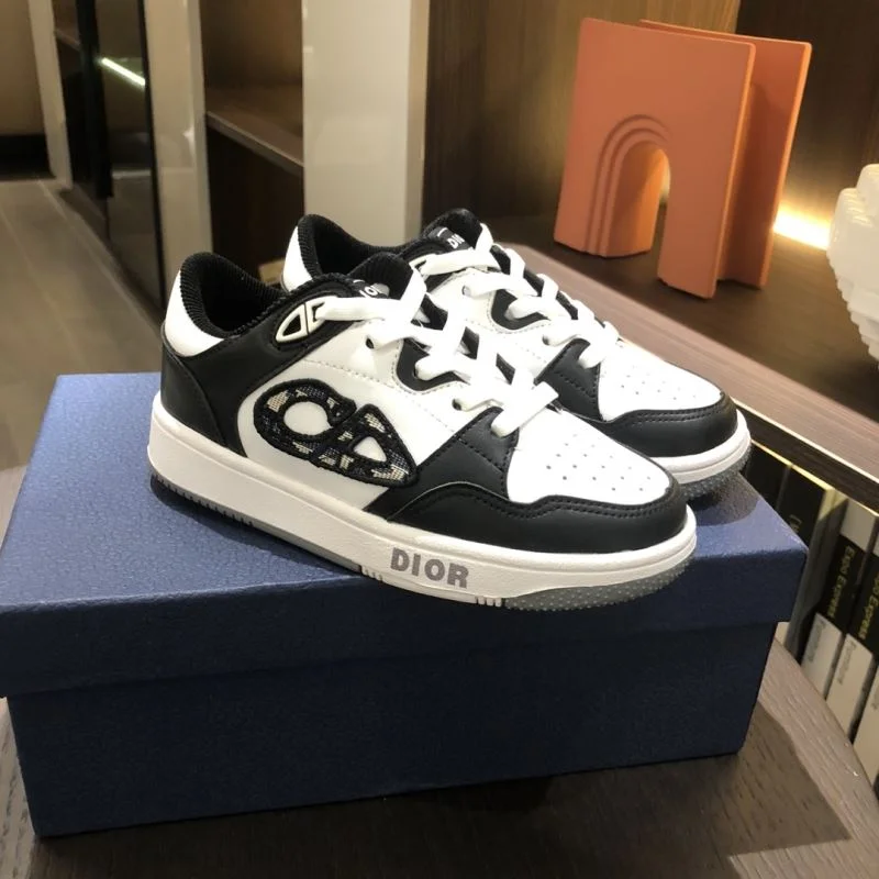 RelaxedFit CHRISTIAN DIOR SHOES 29828