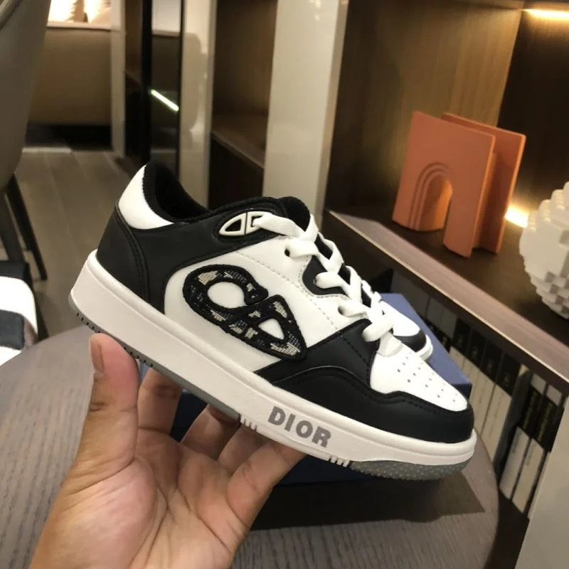 RelaxedFit CHRISTIAN DIOR SHOES 29828
