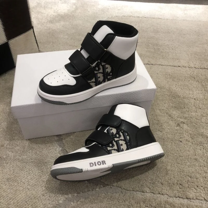 CHRISTIAN DIOR SHOES UrbanStyle 29810