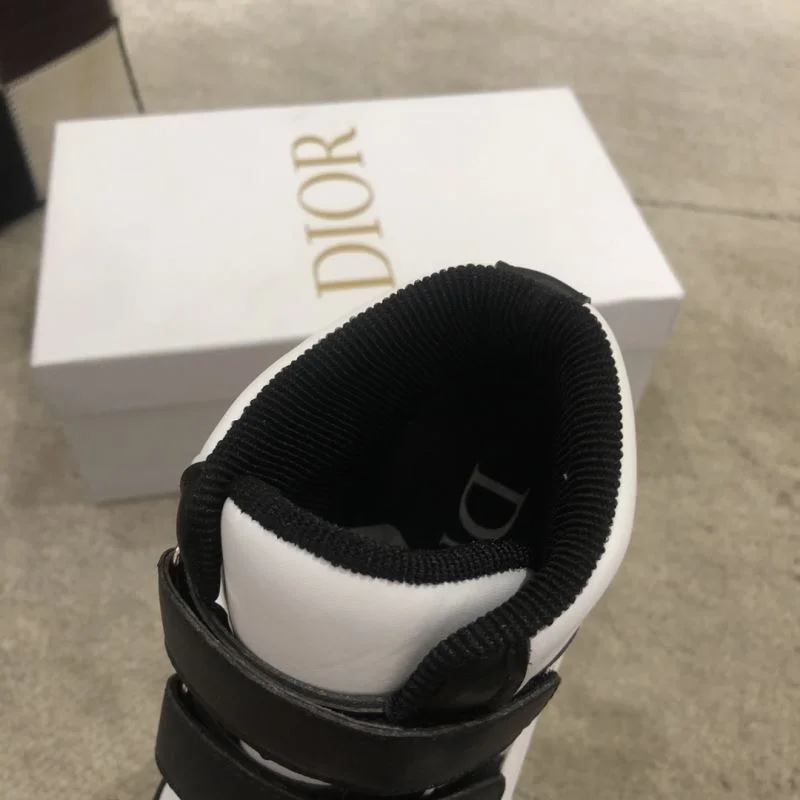 CHRISTIAN DIOR SHOES UrbanStyle 29810