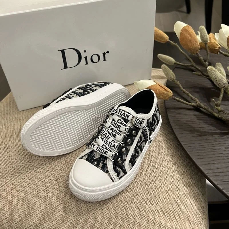 CHRISTIAN DIOR SHOES Modern 29801
