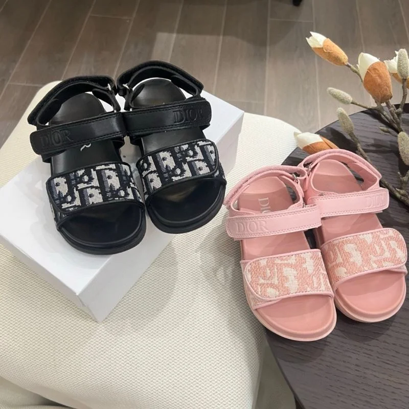 CHRISTIAN DIOR SHOES Attractive 29800