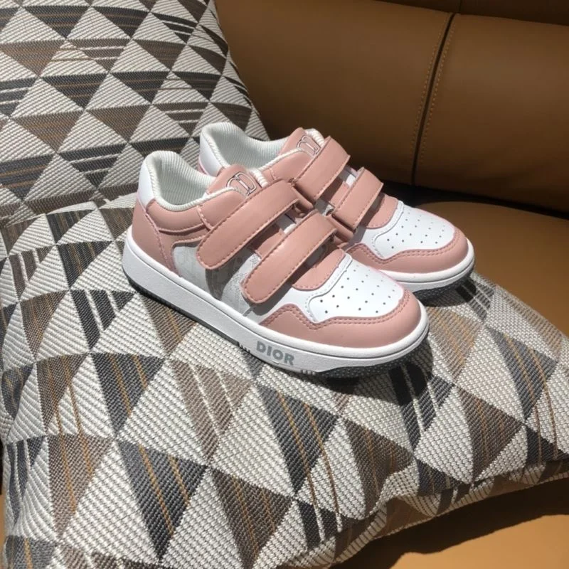 WellDesigned CHRISTIAN DIOR SHOES 29365