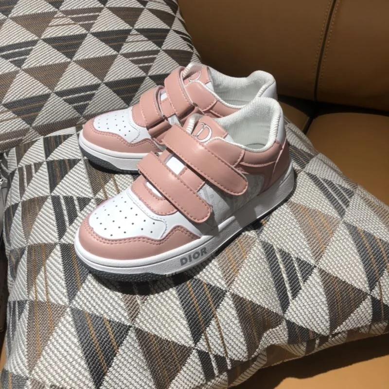 WellDesigned CHRISTIAN DIOR SHOES 29365