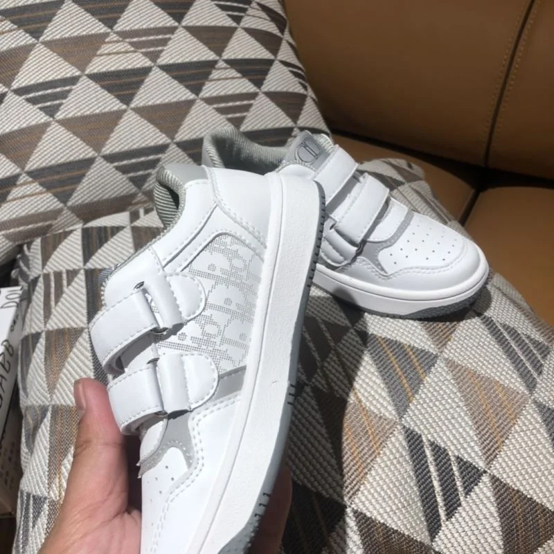 Functional CHRISTIAN DIOR SHOES 29361