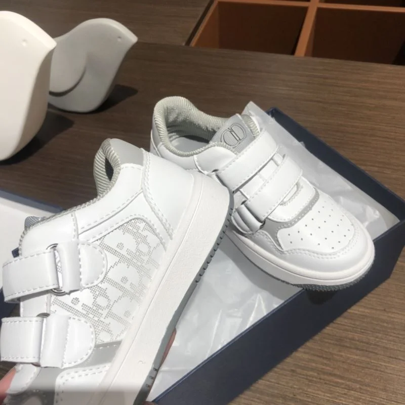 Functional CHRISTIAN DIOR SHOES 29361