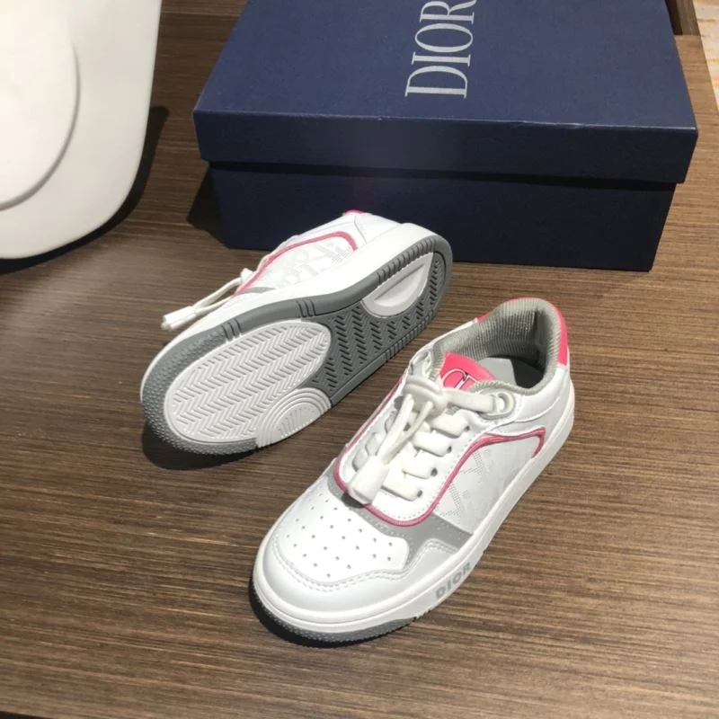 Sporty CHRISTIAN DIOR SHOES 30244