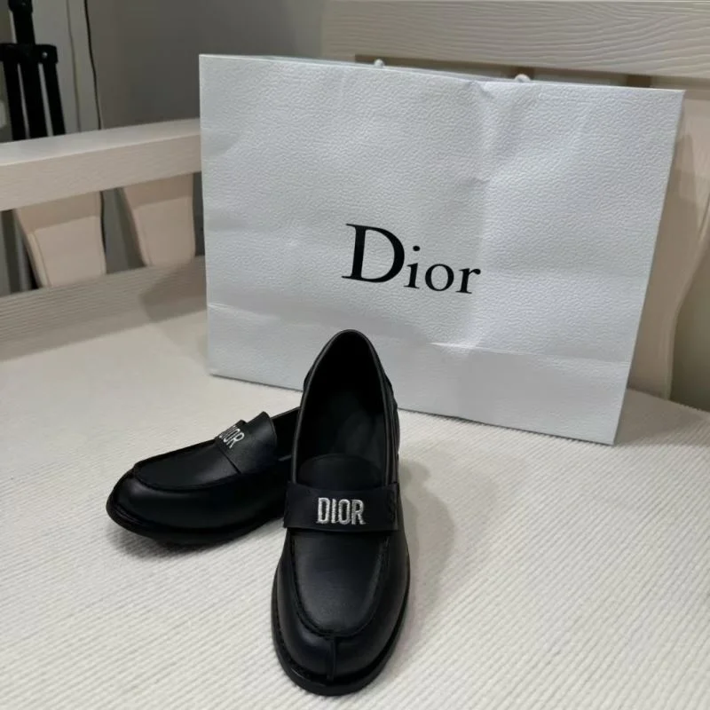 CHRISTIAN DIOR SHOES ModernLook 30097