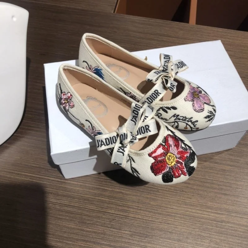 CHRISTIAN DIOR SHOES ModernLook 30078