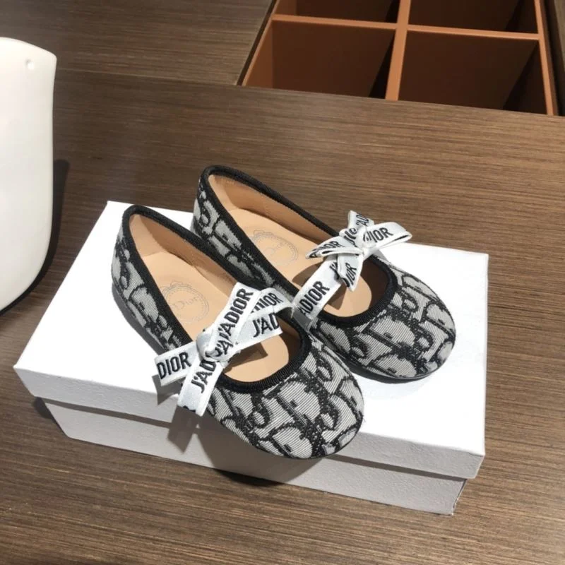 Practical CHRISTIAN DIOR SHOES 30071