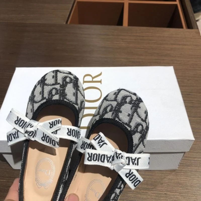 Practical CHRISTIAN DIOR SHOES 30071