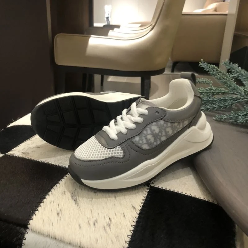 CHRISTIAN DIOR SHOES Trendsetting 30070
