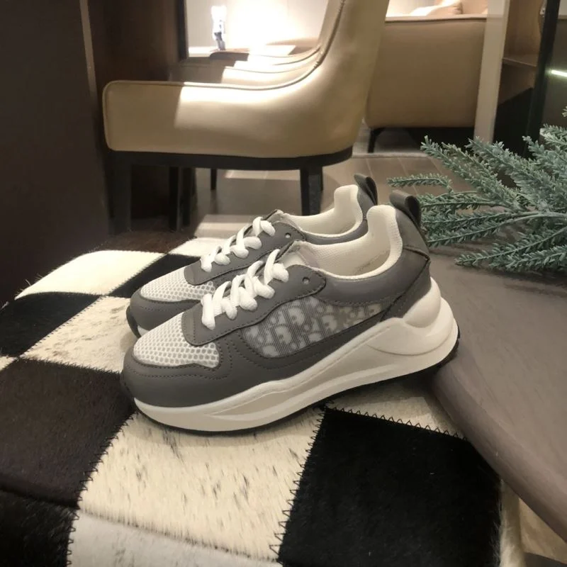 CHRISTIAN DIOR SHOES Trendsetting 30070