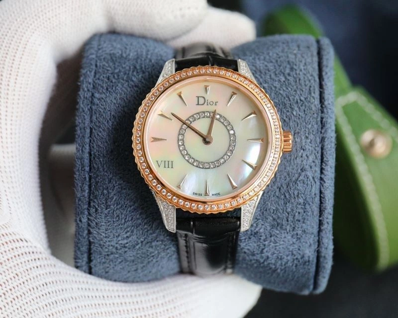 CHRISTIAN DIOR Watches UrbanChic 182089