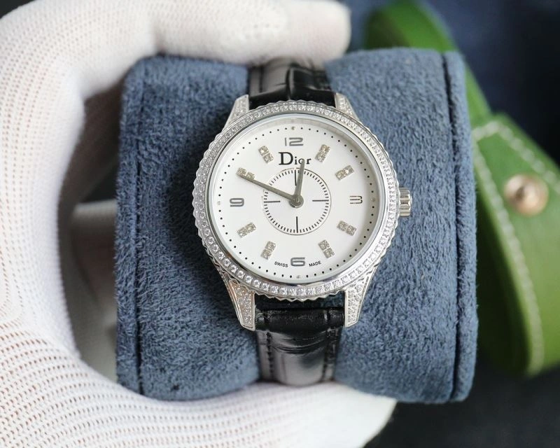 CHRISTIAN DIOR Watches UrbanChic 182089