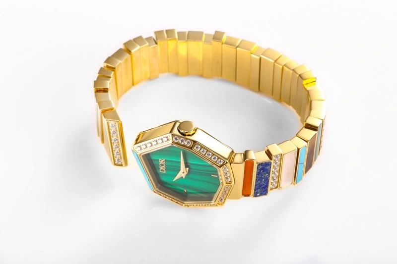 CHRISTIAN DIOR Watches Refined 182070