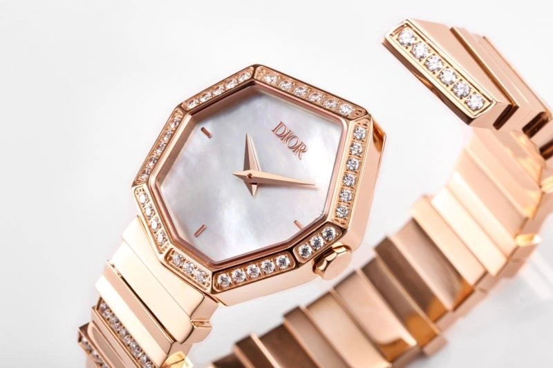 CHRISTIAN DIOR Watches Upgraded 182063