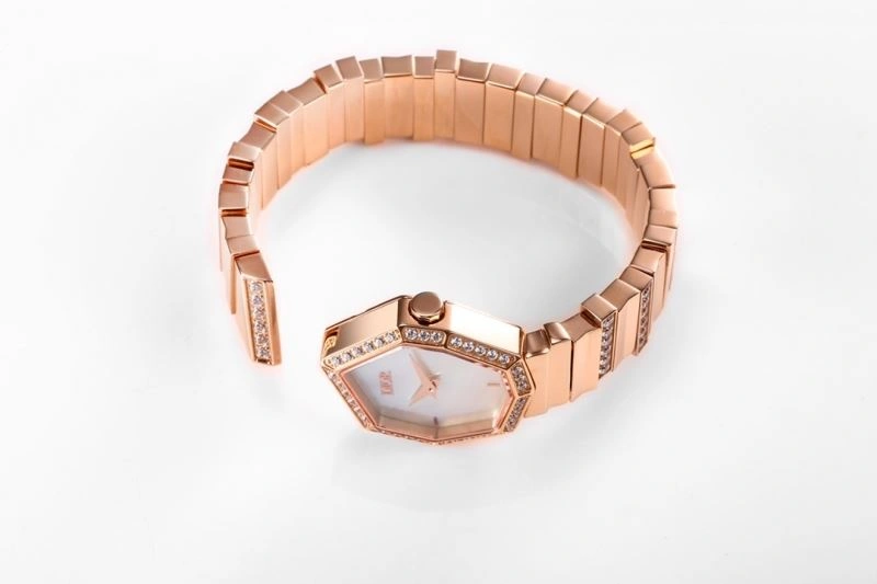 CHRISTIAN DIOR Watches Upgraded 182063