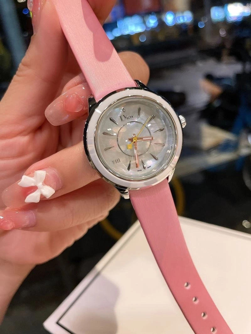 Versatile CHRISTIAN DIOR Watches 182069