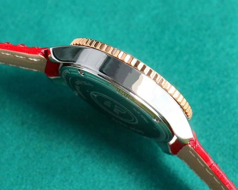 CHRISTIAN DIOR Watches MoistureWicking 182074