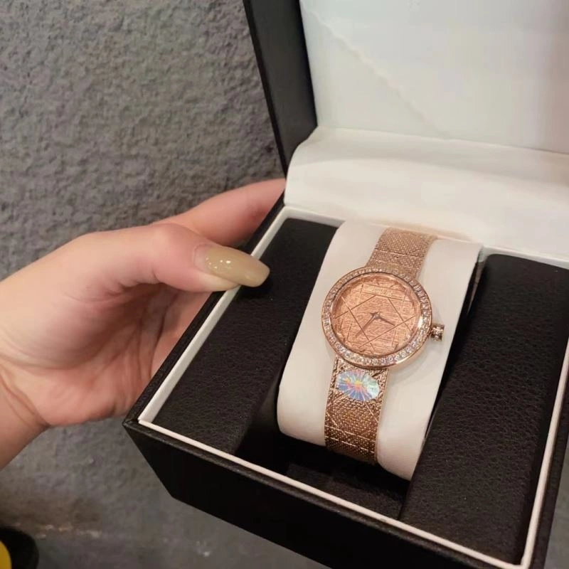 CHRISTIAN DIOR Watches Popular 182053