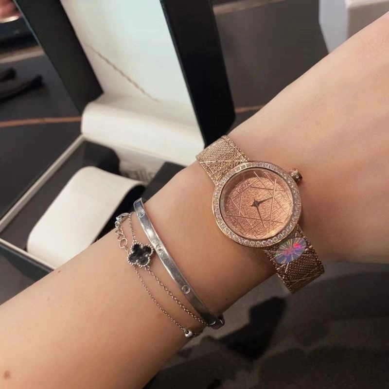 CHRISTIAN DIOR Watches Popular 182053