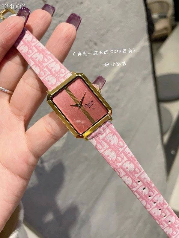 ModernLook CHRISTIAN DIOR Watches 182050