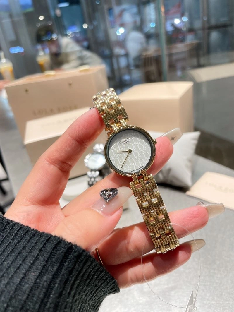 Versatile CHRISTIAN DIOR Watches 182048