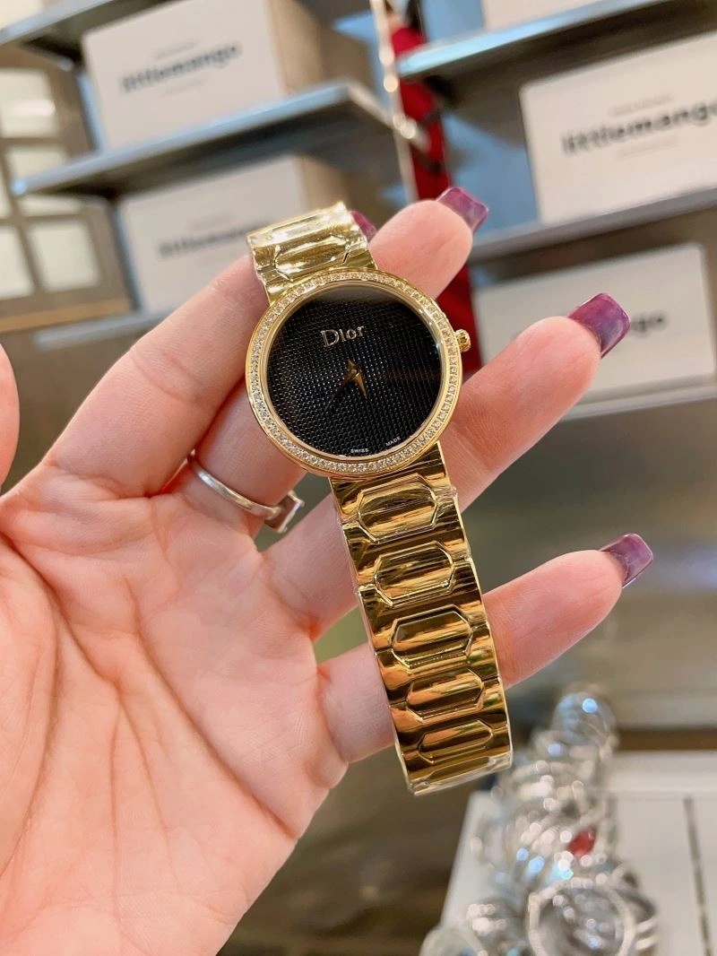 CHRISTIAN DIOR Watches Elegant 182043