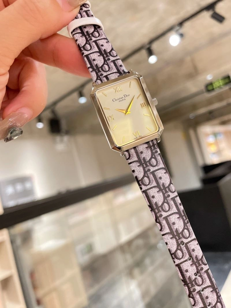 CHRISTIAN DIOR Watches Compact 182044