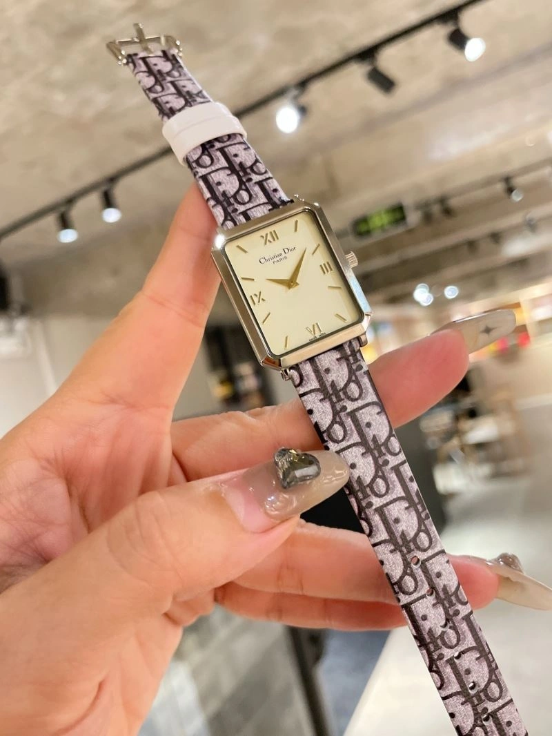 CHRISTIAN DIOR Watches Compact 182044