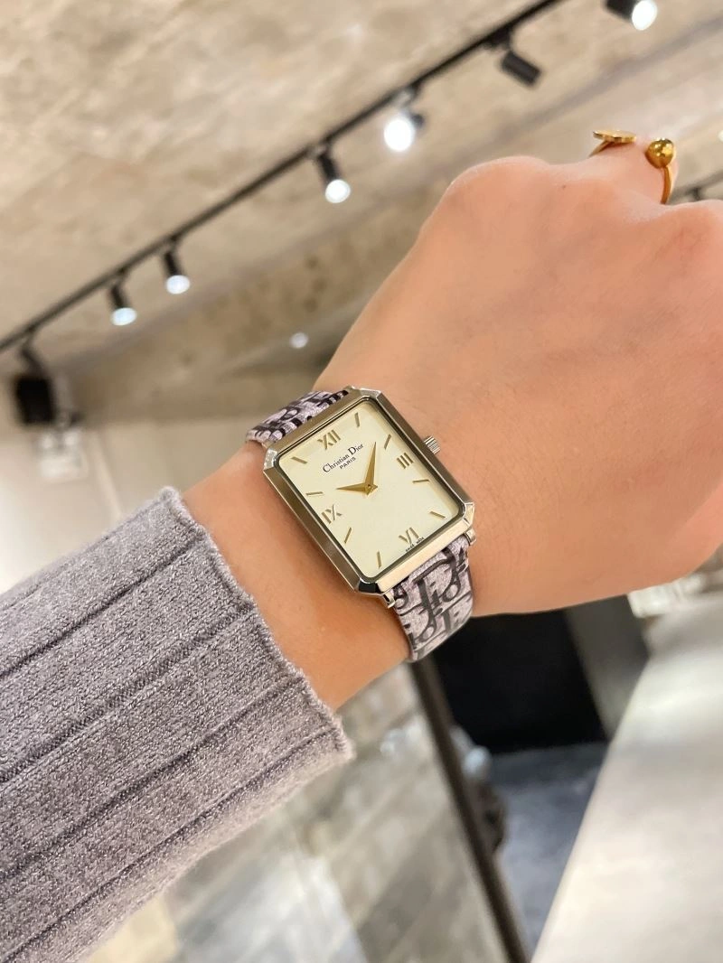 CHRISTIAN DIOR Watches Compact 182044