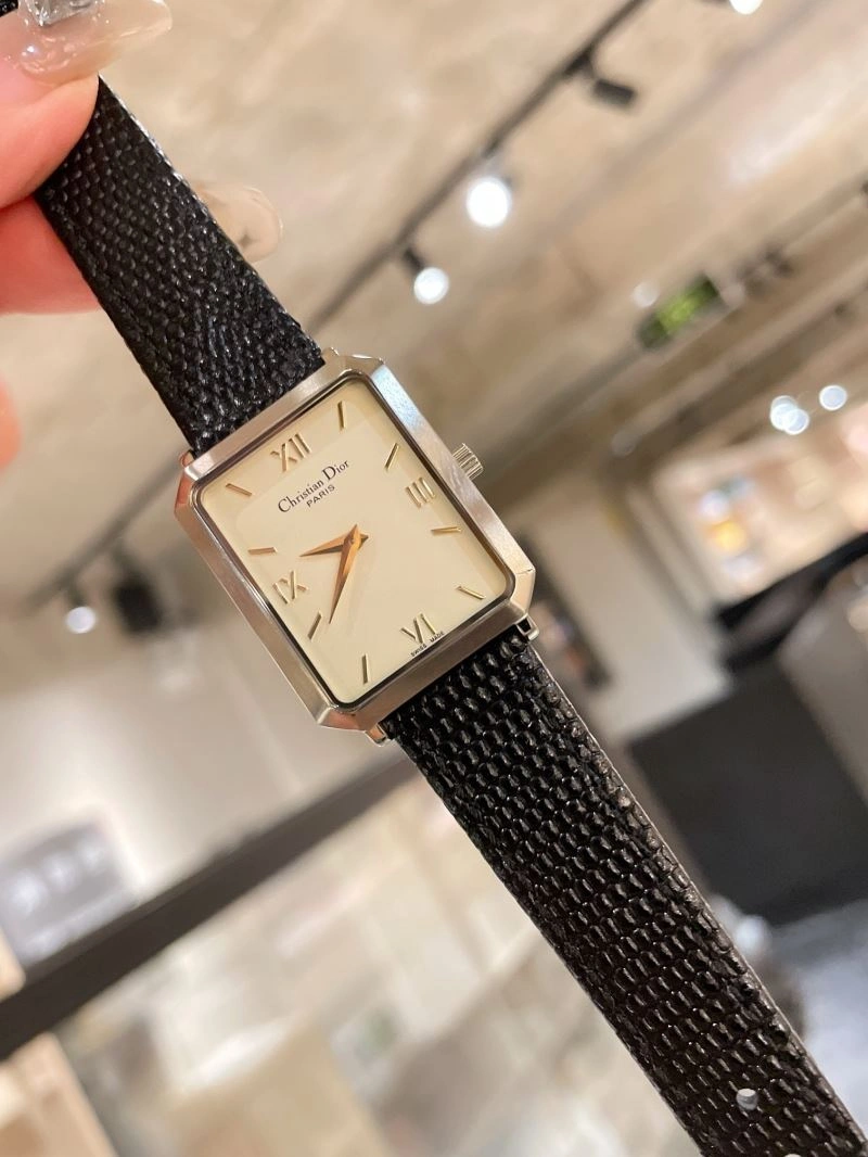 CHRISTIAN DIOR Watches Sophisticated 182042