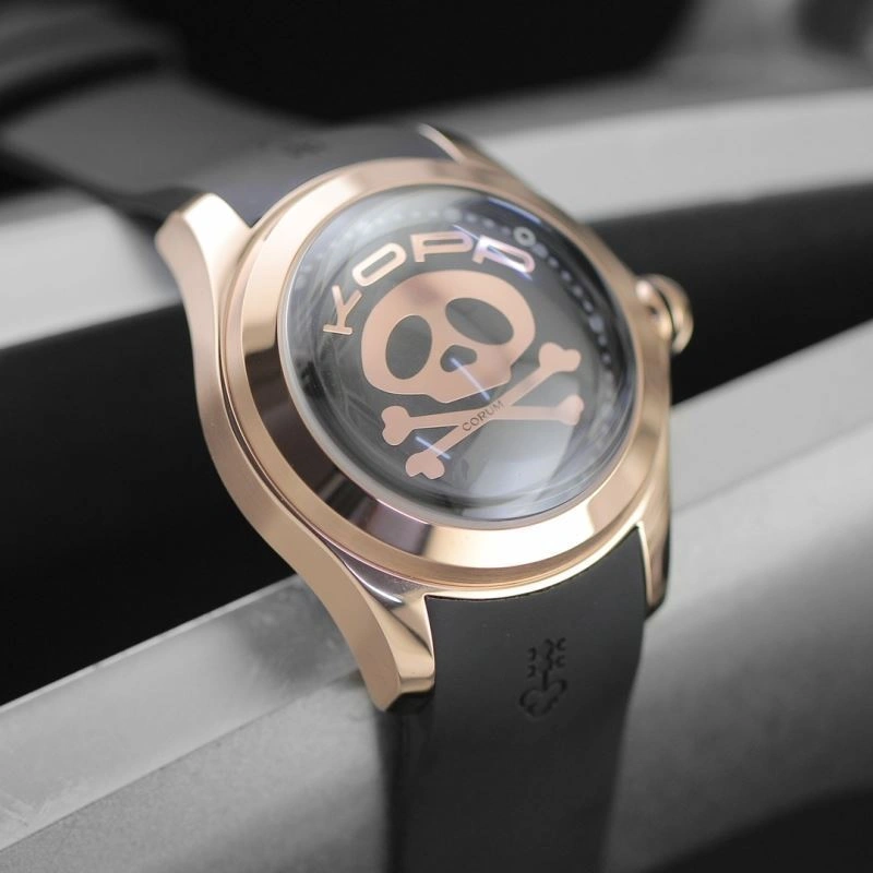 Supportive CORUM Watches 182127