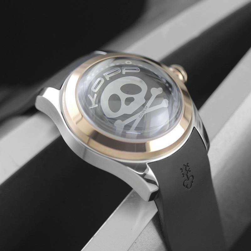 Supportive CORUM Watches 182127