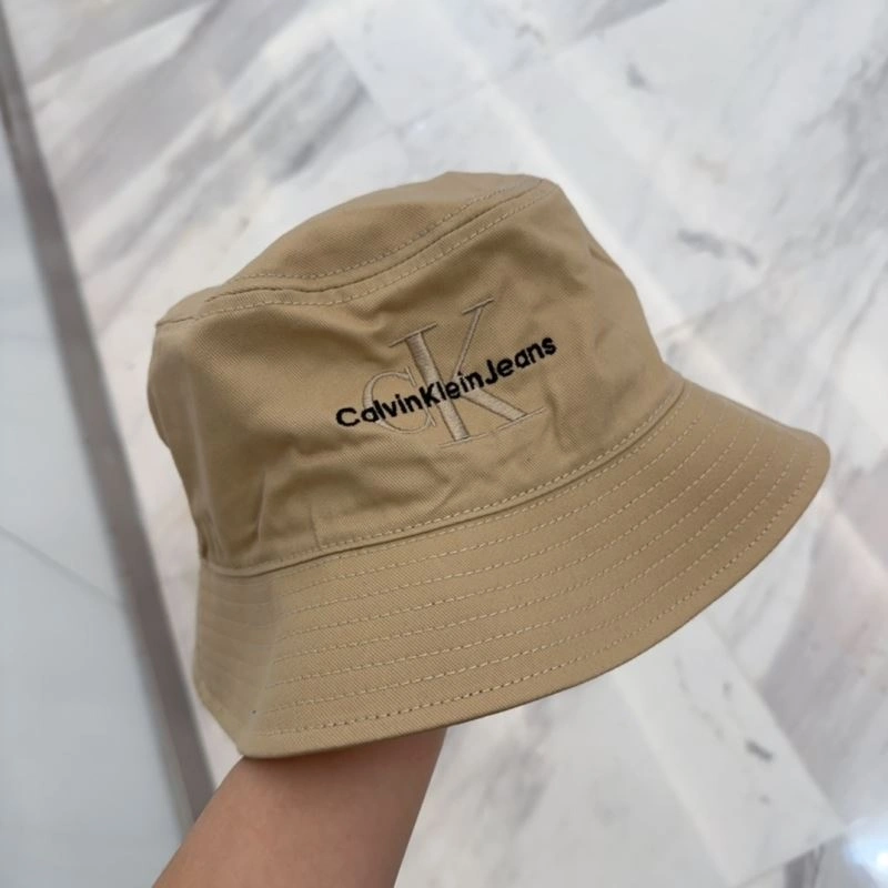 Soft Calvin Klein Caps 260494