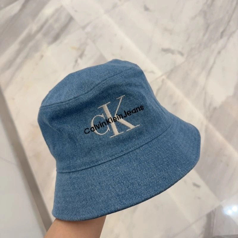 Cozy Calvin Klein Caps 260490