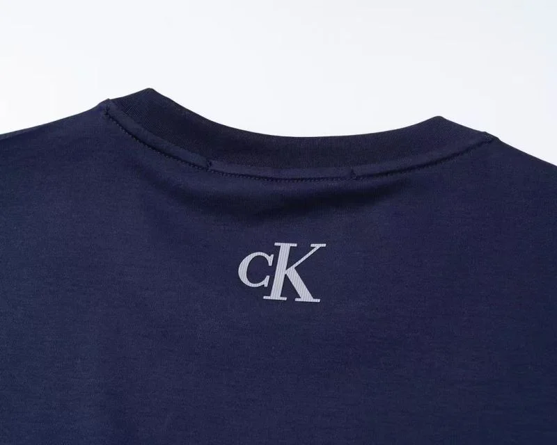 Vibrant Calvin Klein T-Shirts 164628