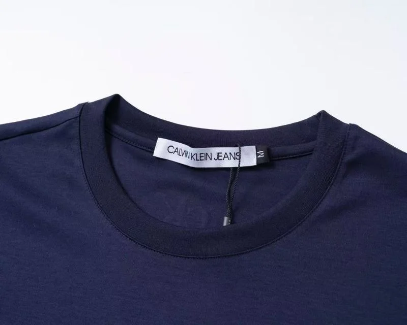 Vibrant Calvin Klein T-Shirts 164628