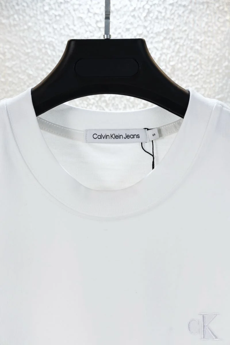 Calvin Klein T-Shirts Resilient 163795