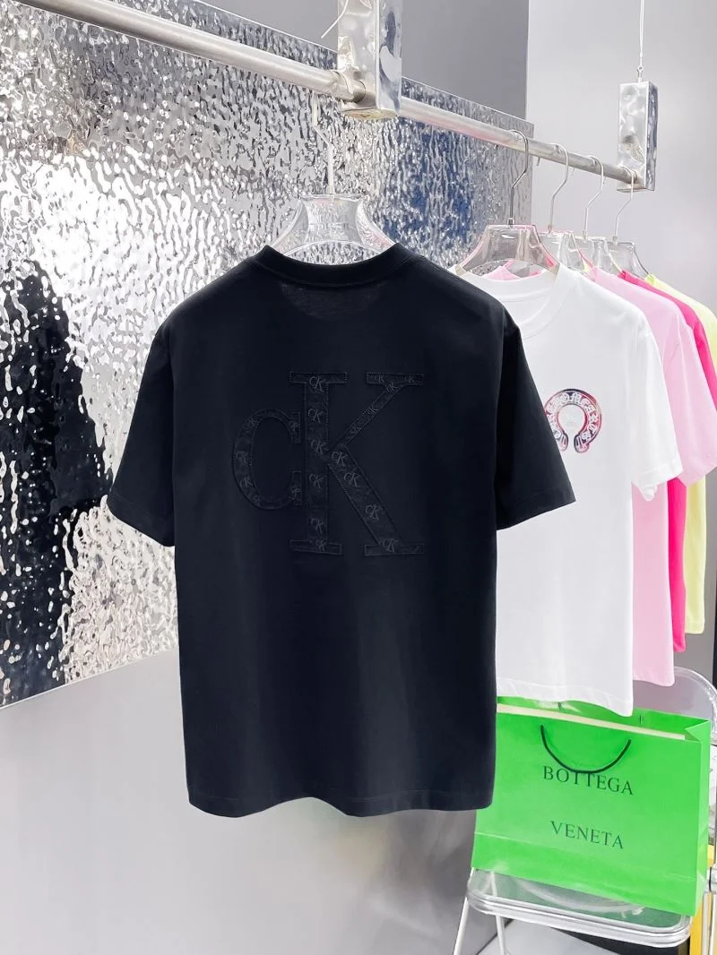 Bold Calvin Klein T-Shirts 163005