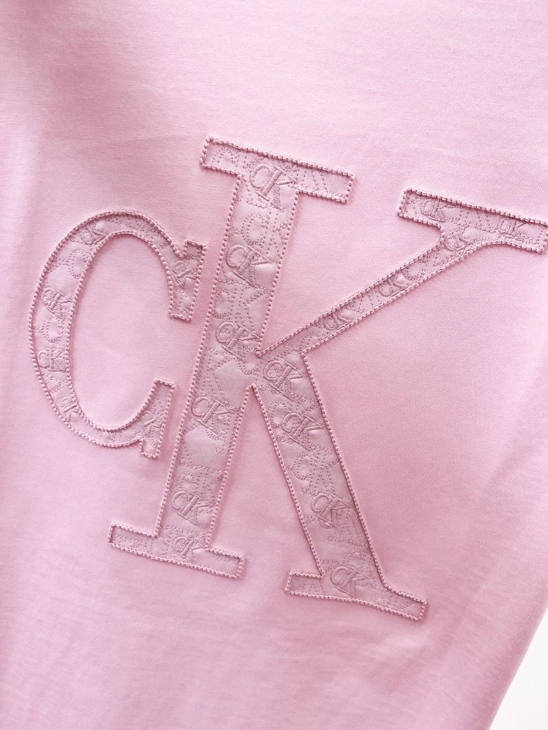 Fashionable Calvin Klein T-Shirts 161937