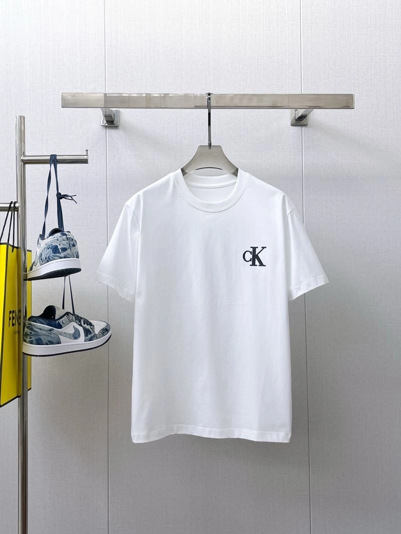 Calvin Klein T-Shirts ModernLook 158615