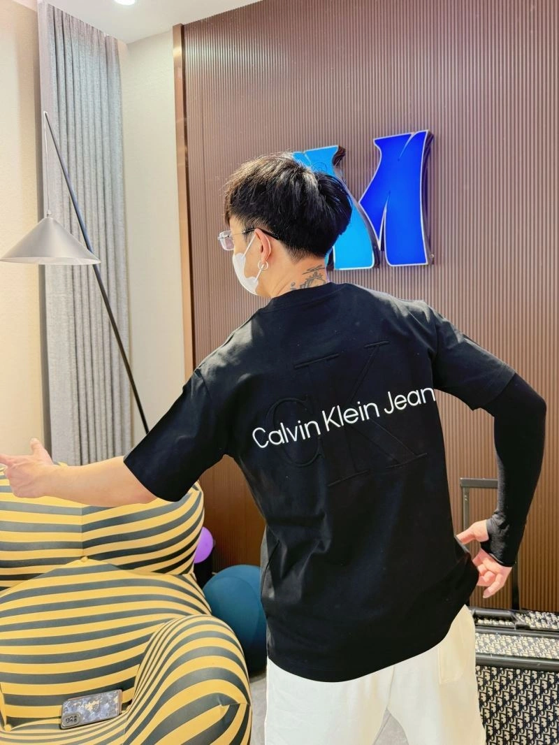 Popular Calvin Klein T-Shirts 158607