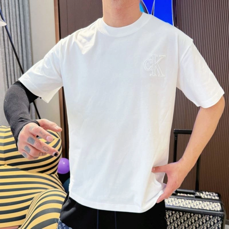 Snug Calvin Klein T-Shirts 158645