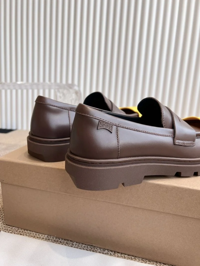 Flexible Camper Shoes 8264