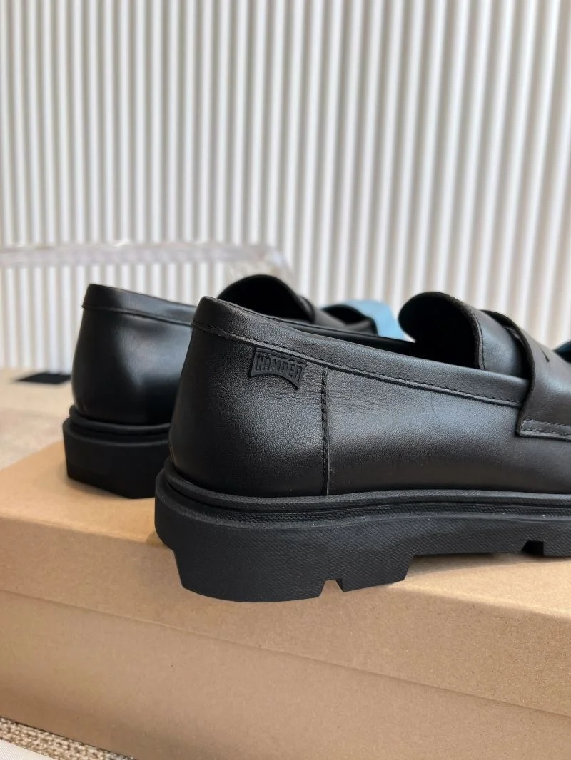 Camper Shoes Flexible 8253