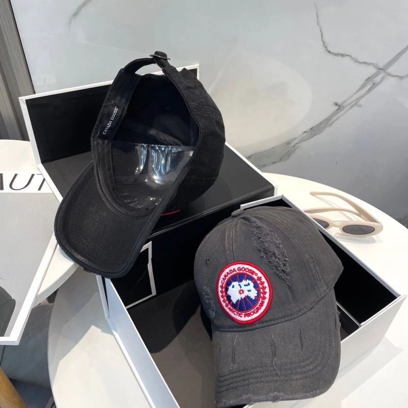 Minimalist Canada Goose Caps 260462