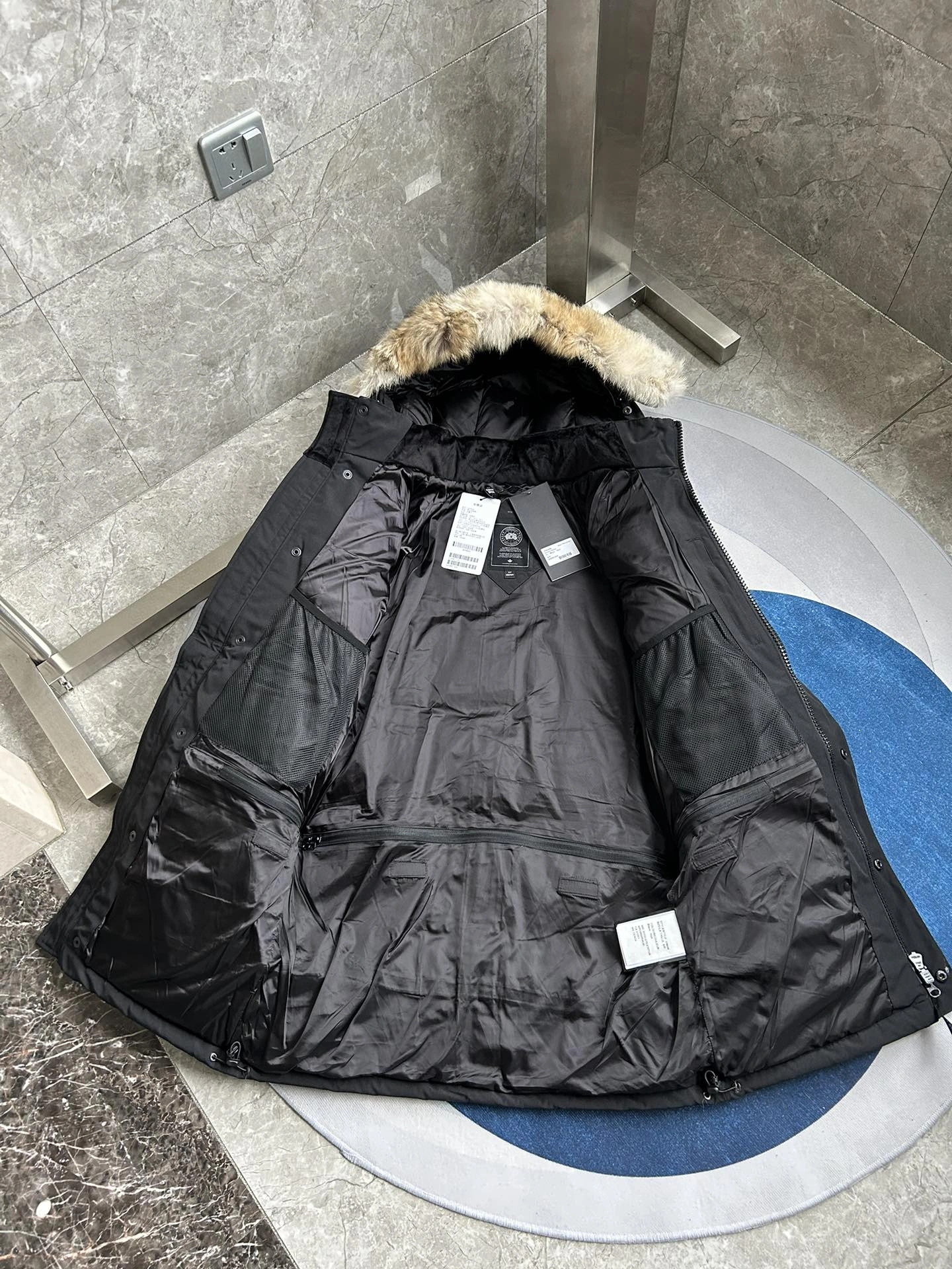 Canada Goose Down Jackets Lightweight 106657